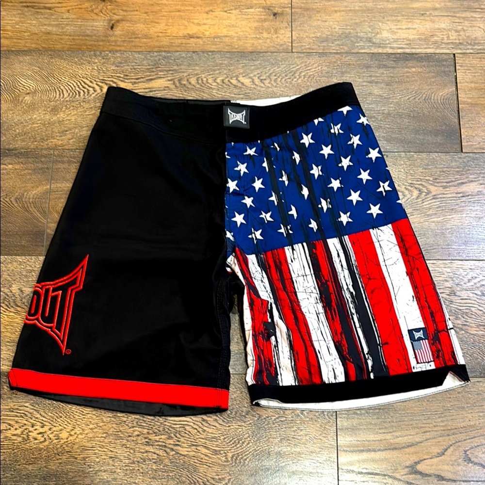 Tapout Men's Black and red white and blue! 34 like new!!!